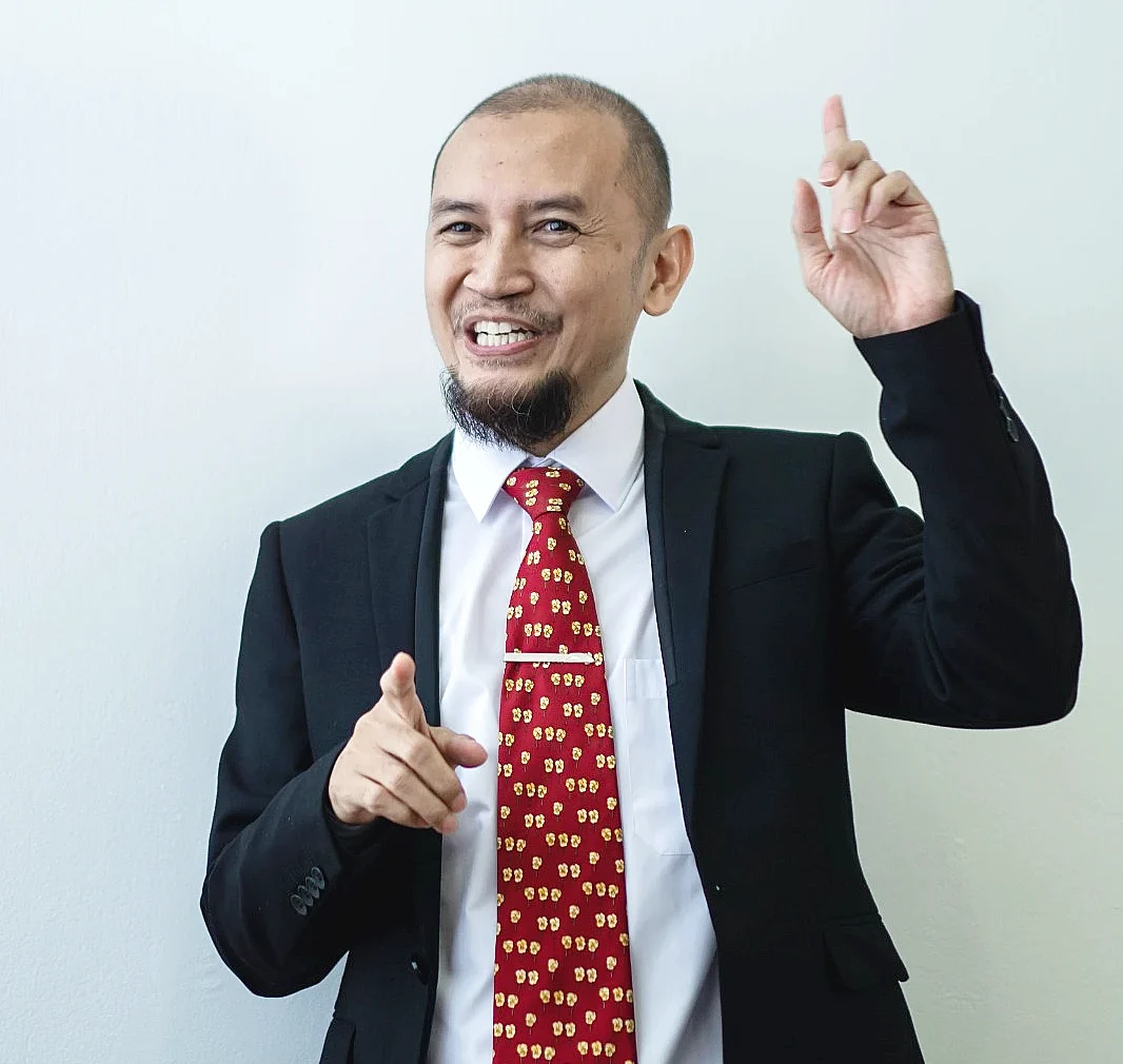 a photo of Mr Hikmah